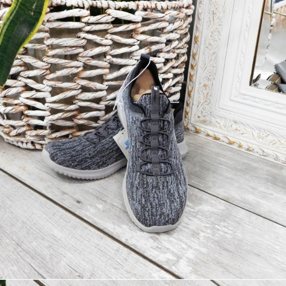 *SOLD* SKECHERS MENS 12 MEMORY FOAM KNIT SNEAKERS - Picture 3 of 7